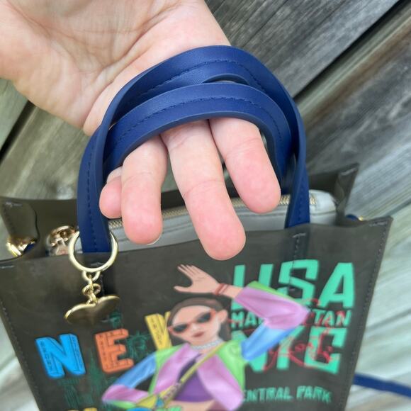 Nikky by Nicole Lee New York Crossbody Bag w/ Charm & Removable Pouch | HTF GUC - Picture 8 of 10